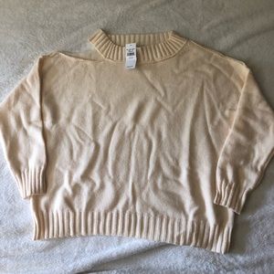 NWT shoulder cut AEO sweater!